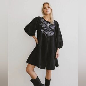 Bohme, Serendipity Embroidered Midi Dress in Black - XL